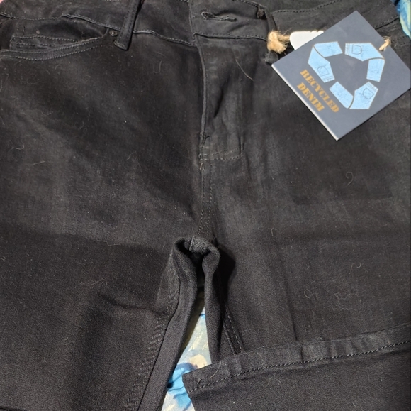 Indigo Rein High Rise Black Flare Jeans /SZ 13/NWT/ Recycled Bottles/ Info - Picture 2 of 11